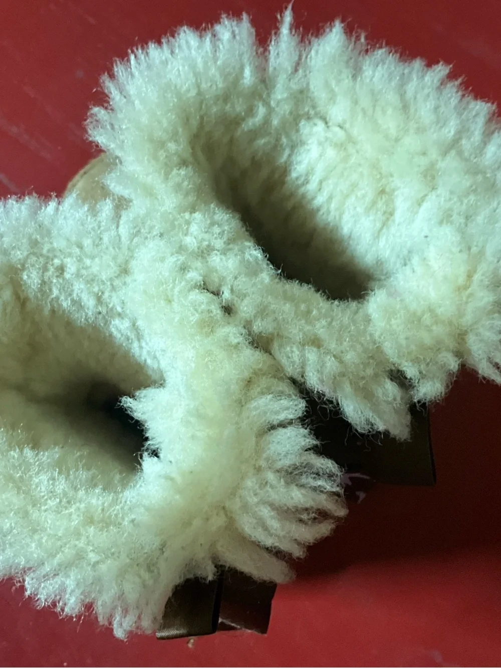 Girls size 8 UGG’s fleece lined boots